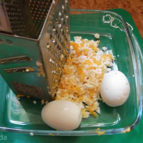 Krok 1 - Pasta z jajek z dodatkami  foto