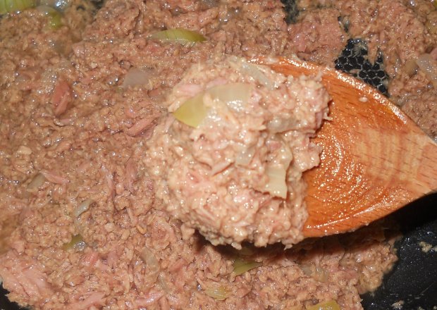 Fotografia przedstawiająca Pasta z tuńczyka