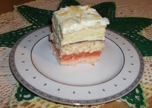 Fotografia przedstawiająca Pastelowe ciasto