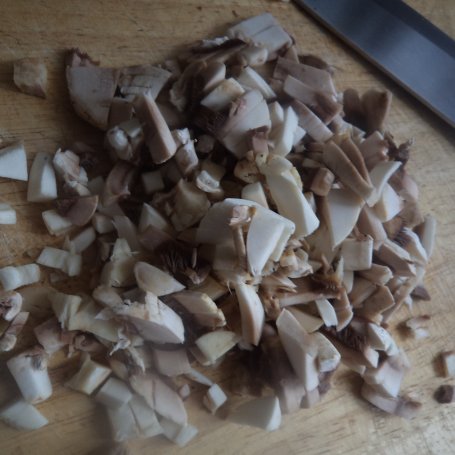 Krok 3 - Paszteciki z ciasta francuskiego z farszem pieczarkowym :) foto