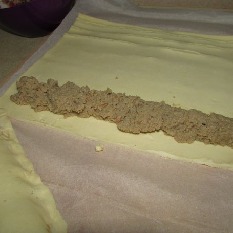 Krok 3 - Paszteciki z ciasta francuskiego z mięsem mielonym foto