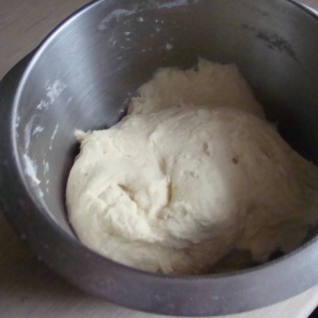 Krok 1 - Paszteciki ziemniaczano-drożdżowe foto