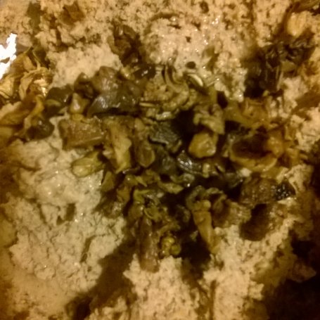 Krok 5 - Pasztet z białej fasoli, wątróbki i grzybów suszonych foto