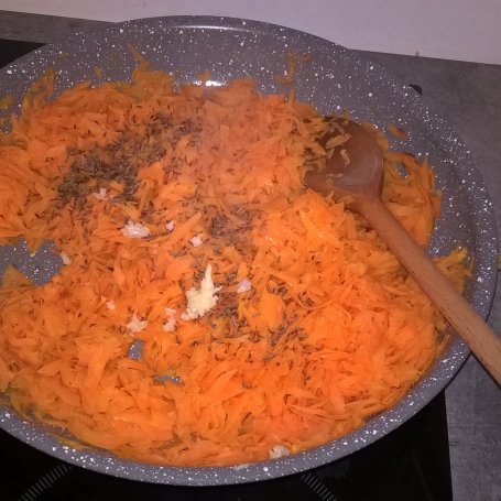 Krok 3 - Pasztet z czerwonej soczewicy i marchewki foto
