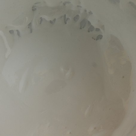 Krok 5 - Pavlova z truskawkami i frużeliną foto