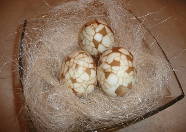 Fotografia przedstawiająca Pękate jajka