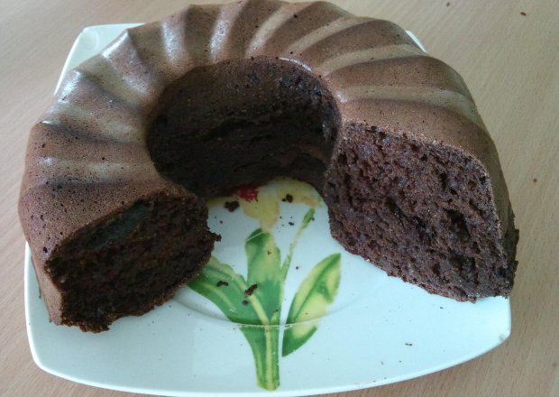 Fotografia przedstawiająca Pełnoziarniste ciasto czekoladowe