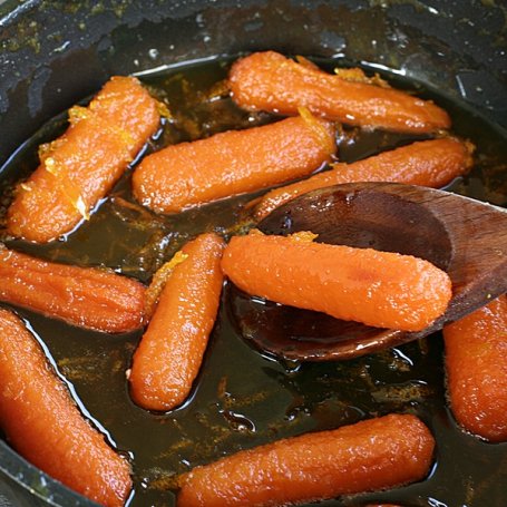 Krok 1 - Pełnoziarniste ciasto marchewkowo pomarańczowe foto