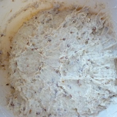 Krok 4 - Pełnoziarniste pizzerinki z mozzarellą foto