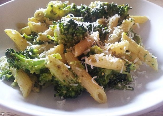 Fotografia przedstawiająca Penne broccoli