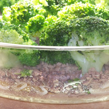 Krok 6 - Penne z mięsem i brokułem, czyli obiadowa zapiekanka :) foto