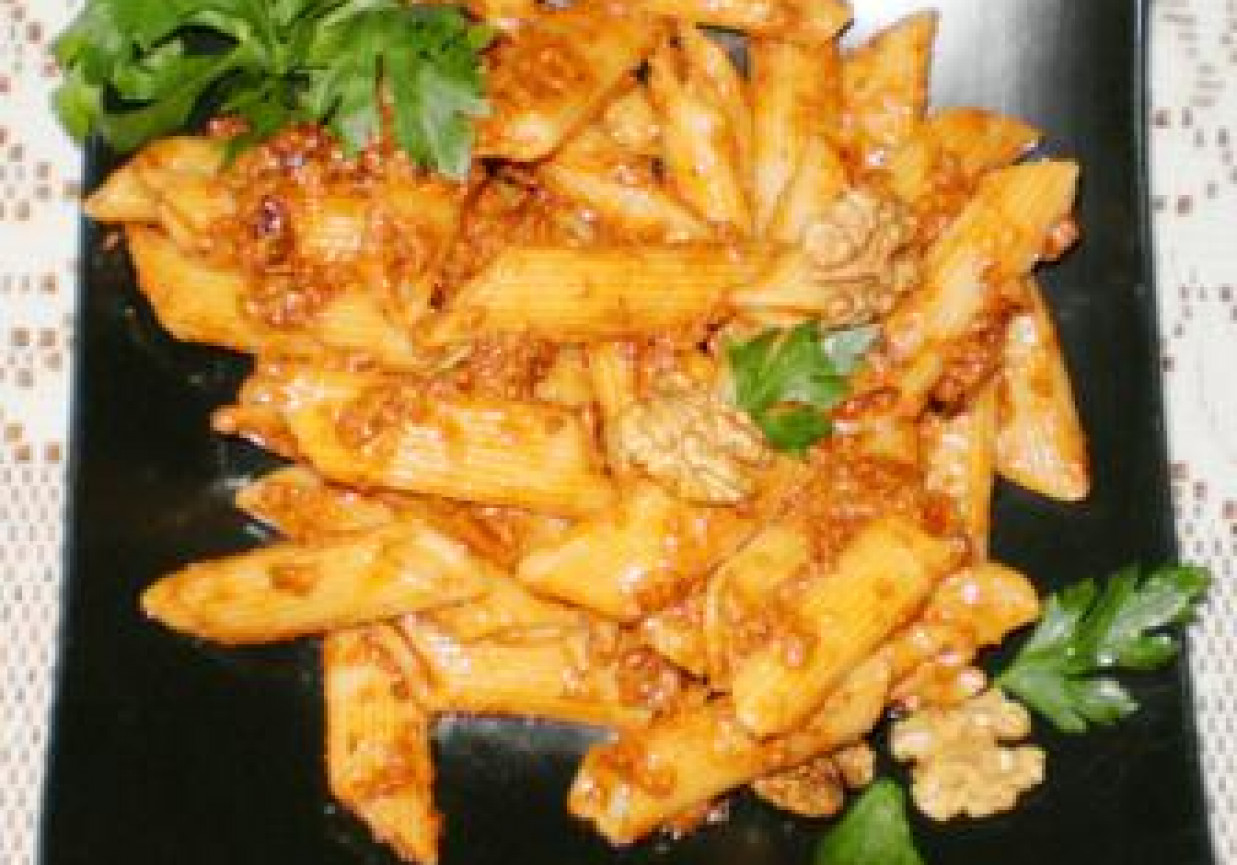 Penne z orzechowo-słonecznikowym pesto : foto