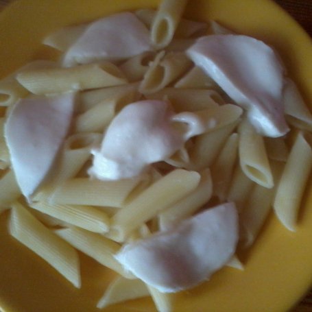 Krok 4 - penne ze szpinakiem i mozzarella foto