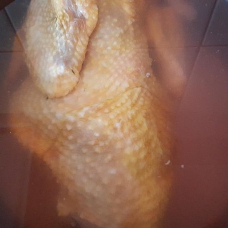 Krok 1 - Perliczka z jabłkami i lekką sałatką foto