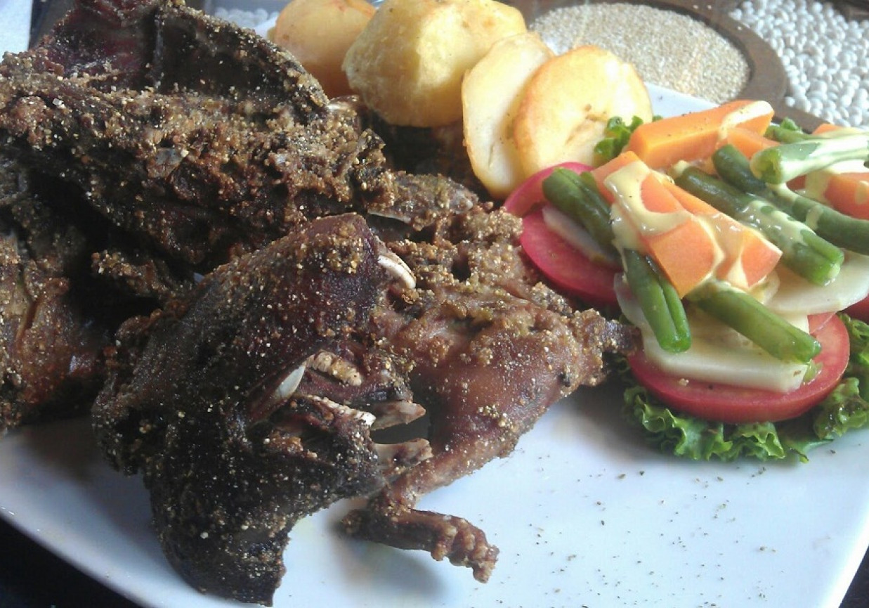 Peru-kulinarne przysmaki - smażona świnka morska