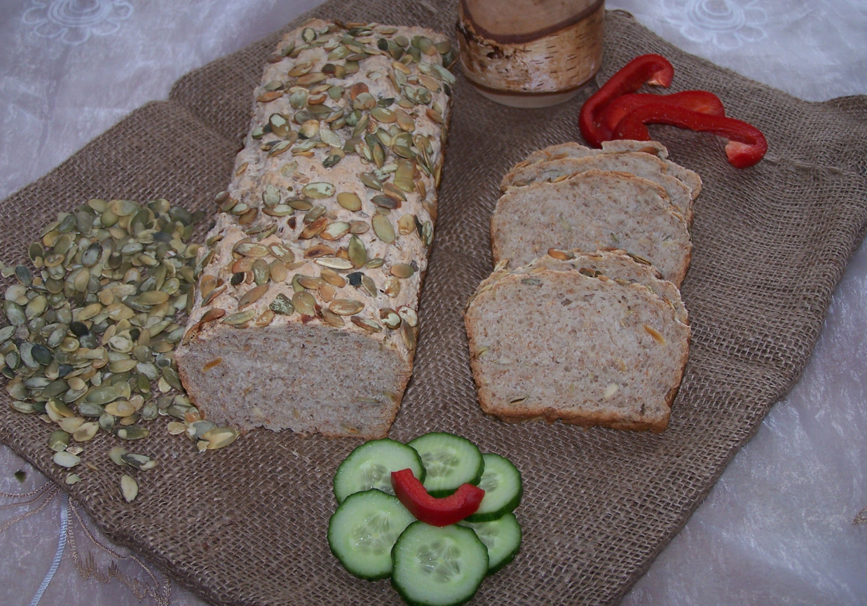 Pestkowe pieczywo, czyli chleb z dynią :) foto