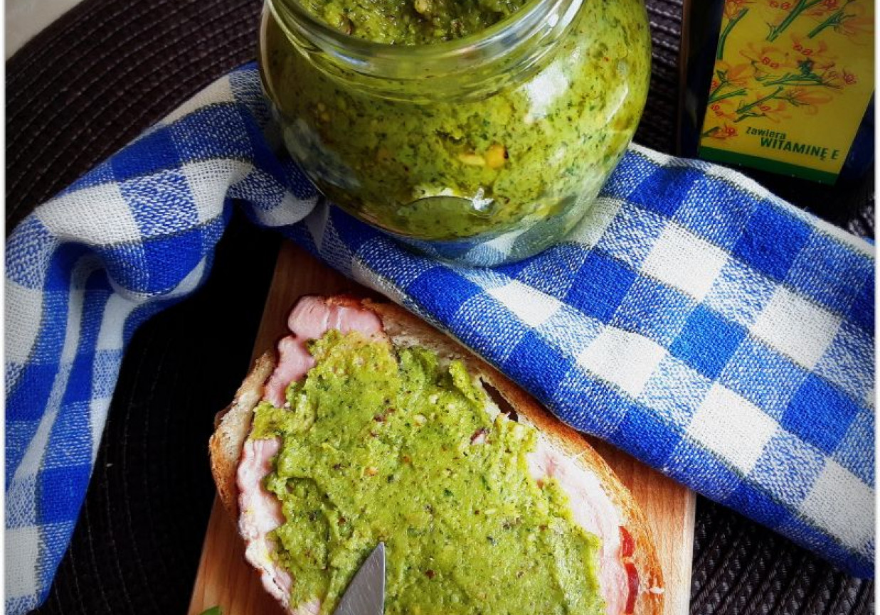 Pesto z bazylii DoradcaSmaku.pl