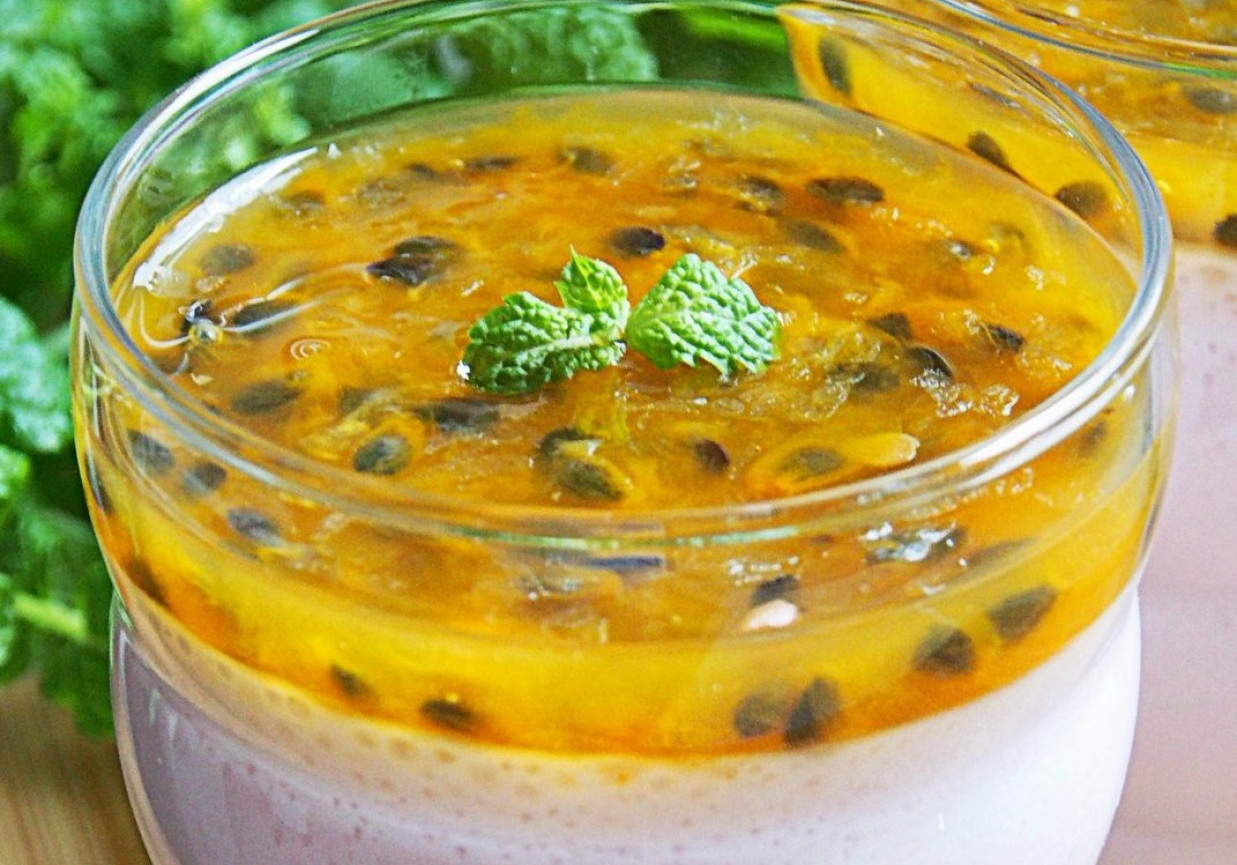 Pianka jogurtowa z marakują foto