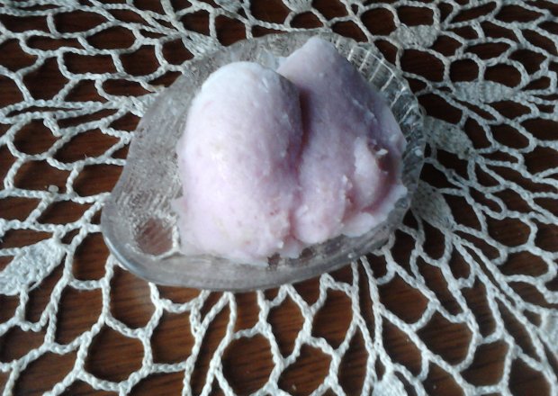 Fotografia przedstawiająca Pianka jogurtowa z musem jabłkowym