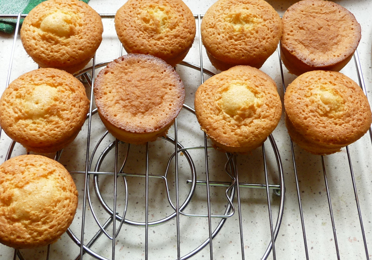 Piaskowe muffinki foto