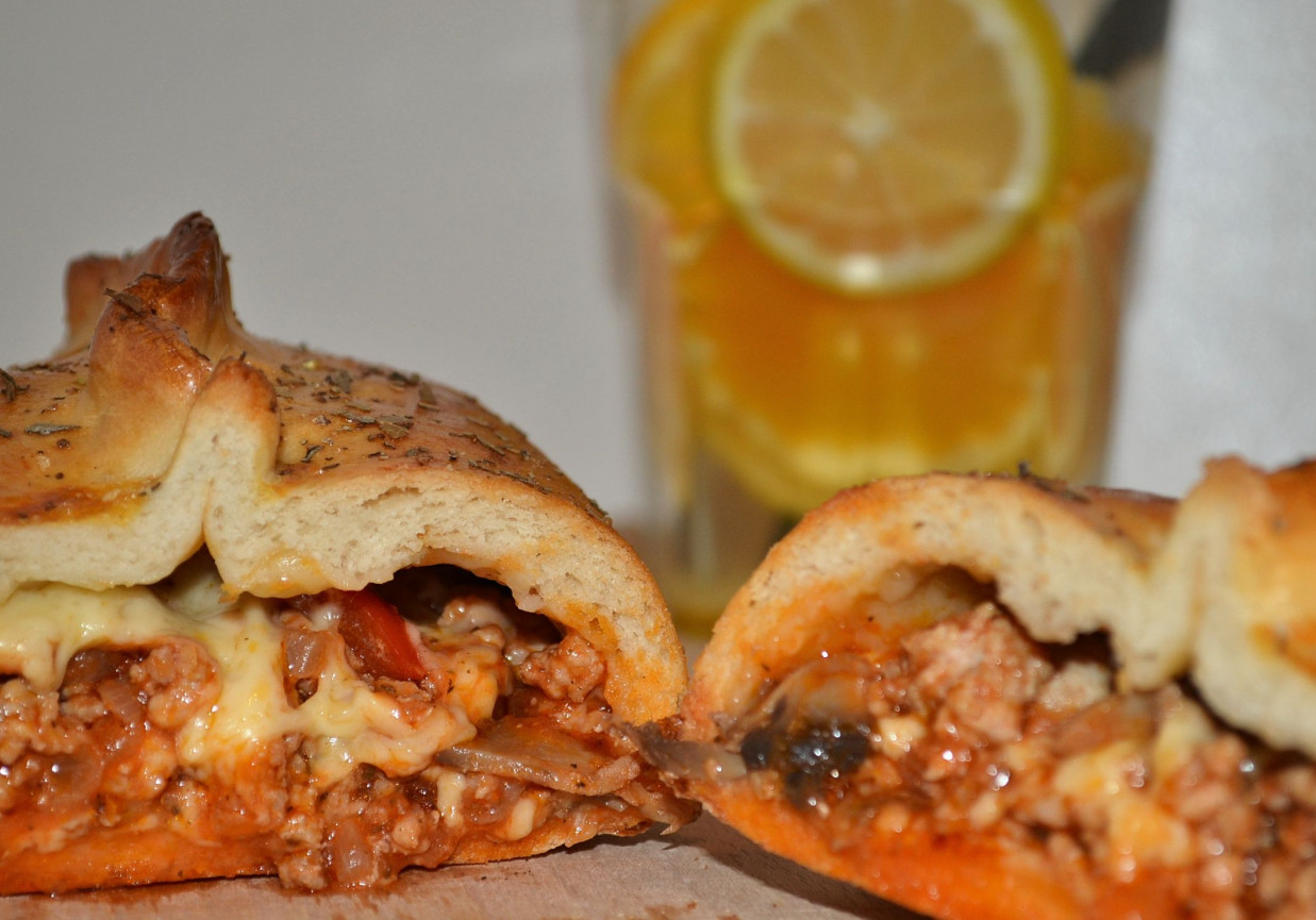 Piecuchy (Calzone) DoradcaSmaku.pl