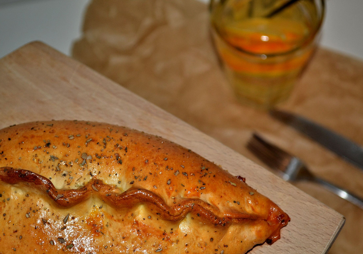 Piecuchy (Calzone) DoradcaSmaku.pl