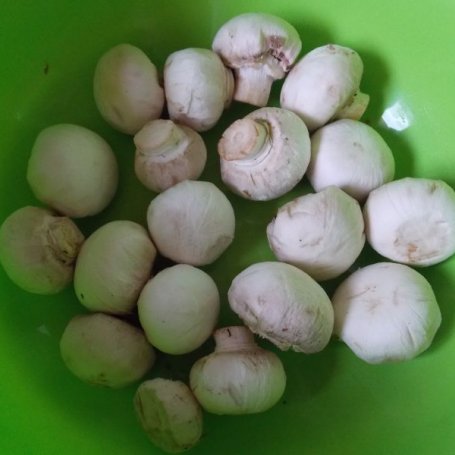 Krok 1 - Pieczarki smażone foto