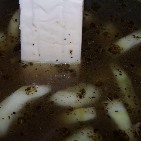Krok 5 - Pieczarki z cukinią, czyli nawet smaczne połączenie w zupie krem :) foto