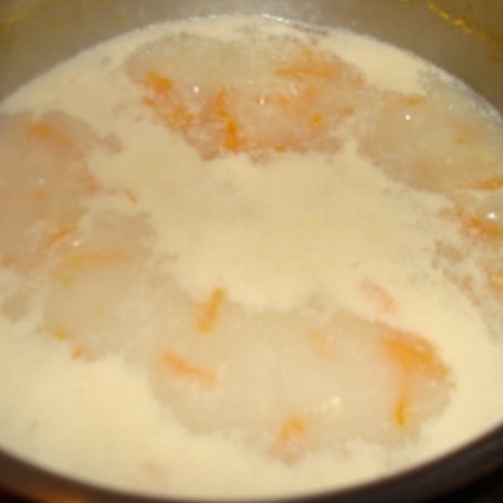 Krok 1 - Pieczarkowa zupa na mleku z kaszą gryczaną foto