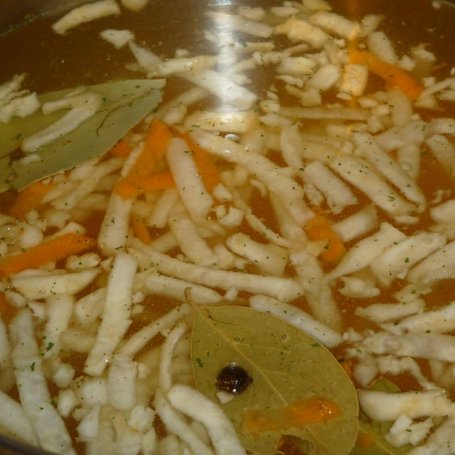 Krok 1 - Pieczarkowa zupa z koperkiem foto