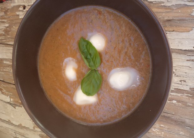 Fotografia przedstawiająca Pieczarkowo-szpinakowa zupa krem :)