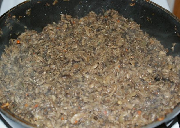 Fotografia przedstawiająca Pieczarkowy farsz do mięs