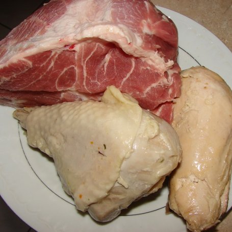 Krok 1 - Pieczeń wieprzowa z mięsem gotowanym foto
