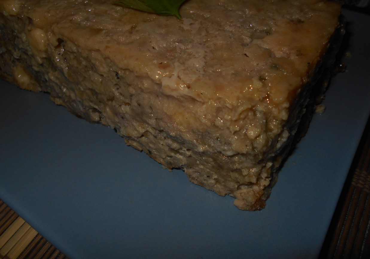 Pieczeń z mięsa mielonego z serem foto