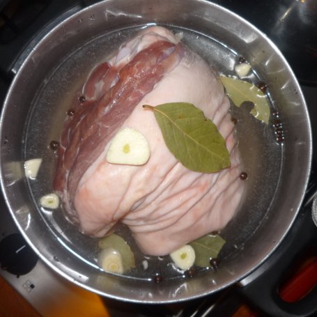 Krok 2 - Pieczona golonka foto