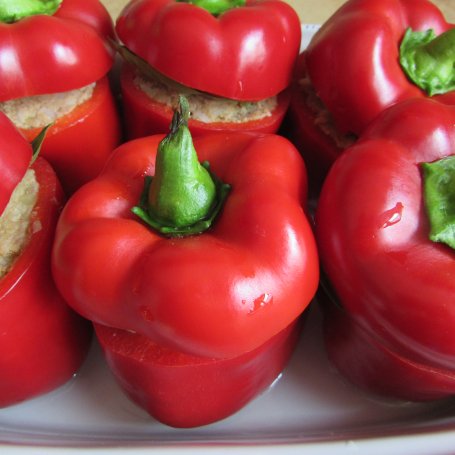Krok 3 - Pieczona papryka faszerowana foto