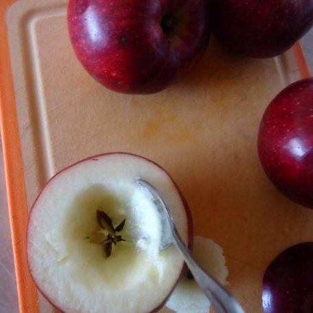 Krok 1 - Pieczone jabłka z bezą foto