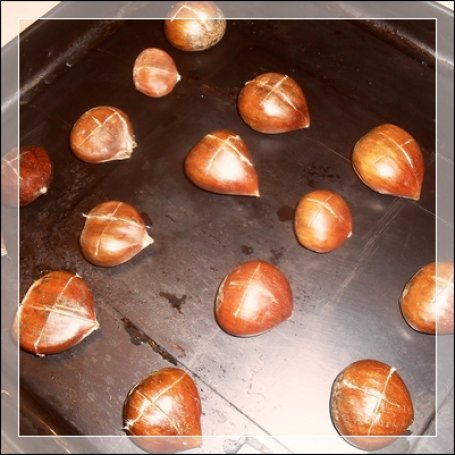 Krok 2 - Pieczone kasztany z cynamonowym miodem foto