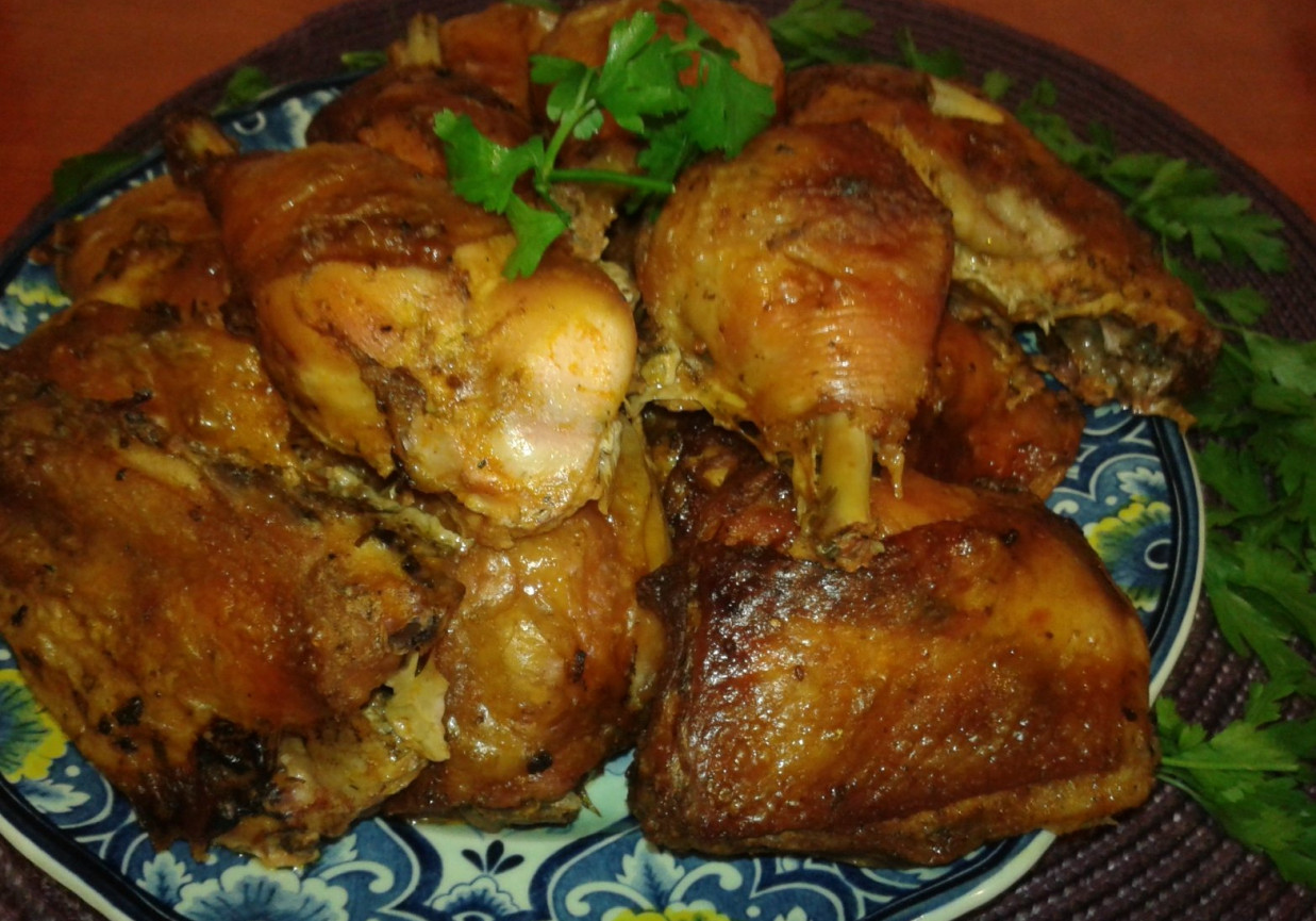 Pieczone kawałki kurczaka do obiadu foto