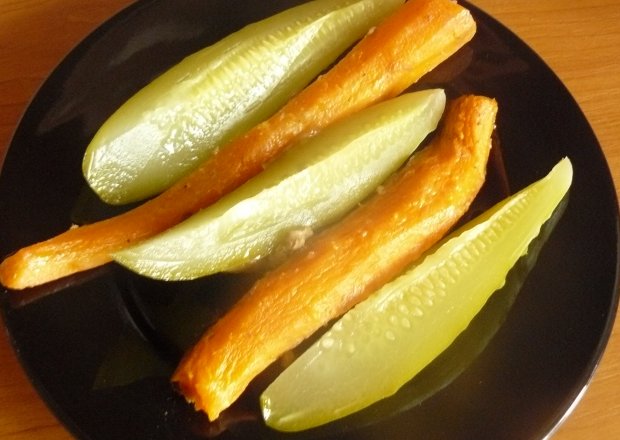 Fotografia przedstawiająca Pieczone marchewki (do obiadu)