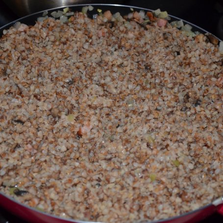 Krok 6 - Pieczone pierogi z kaszą gryczaną foto