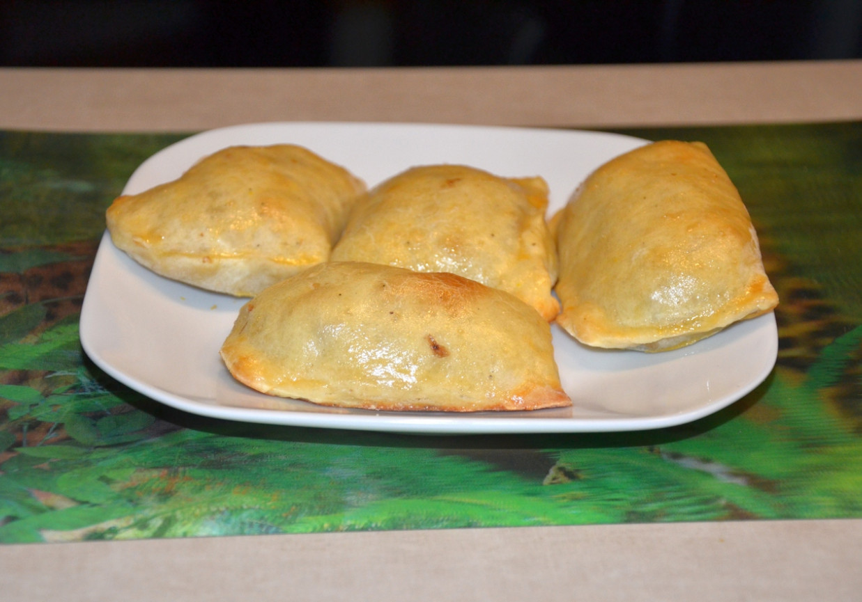 Pieczone pierogi z kaszą gryczaną foto