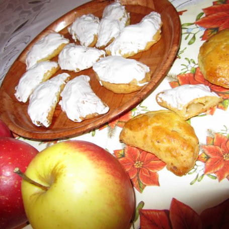 Krok 6 - Pieczone pierożki serowe z jabłkami foto