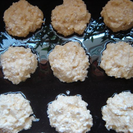 Krok 2 - Pieczone placki ziemniaczano-serowe foto