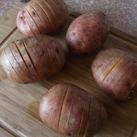 Krok 1 - Pieczone ziemniaki z czosnkiem i koperkiem foto