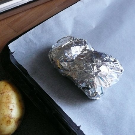 Krok 1 - Pieczone ziemniaki z tzatziko-gzikiem foto