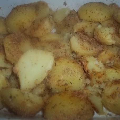 Krok 5 - Pieczone ziemniaki z ziołami prowansalskimi foto