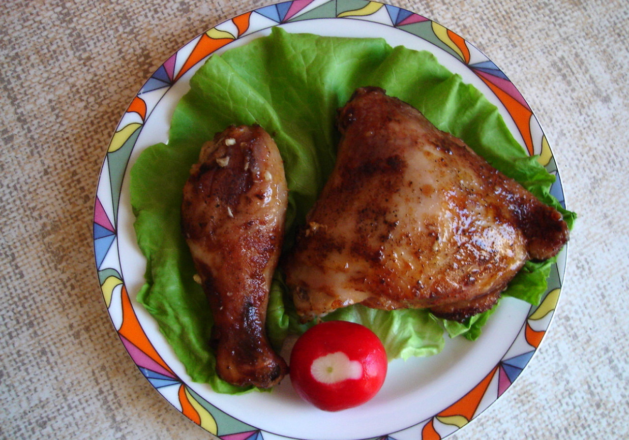 Pieczony kurczak z sosem miodowo-czosnkowym foto