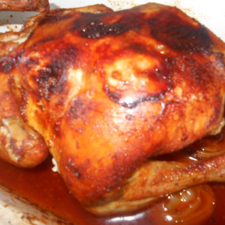 Krok 5 - Pieczony kurczak z szałwią, masłem i cebulą foto
