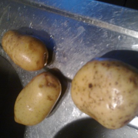 Krok 1 - Pieczony ziemniak z mikrofali foto